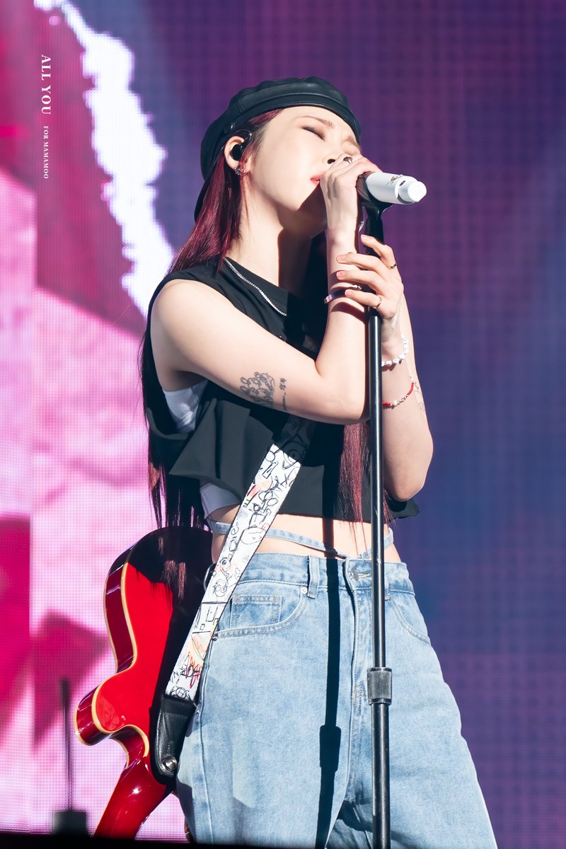 MBARCHIVE_'s tweet photo. Are we getting the red rockstar concept photo tomorrow  🫣

— #문별 #MOONBYUL https://t.co/zEo5J0S46F