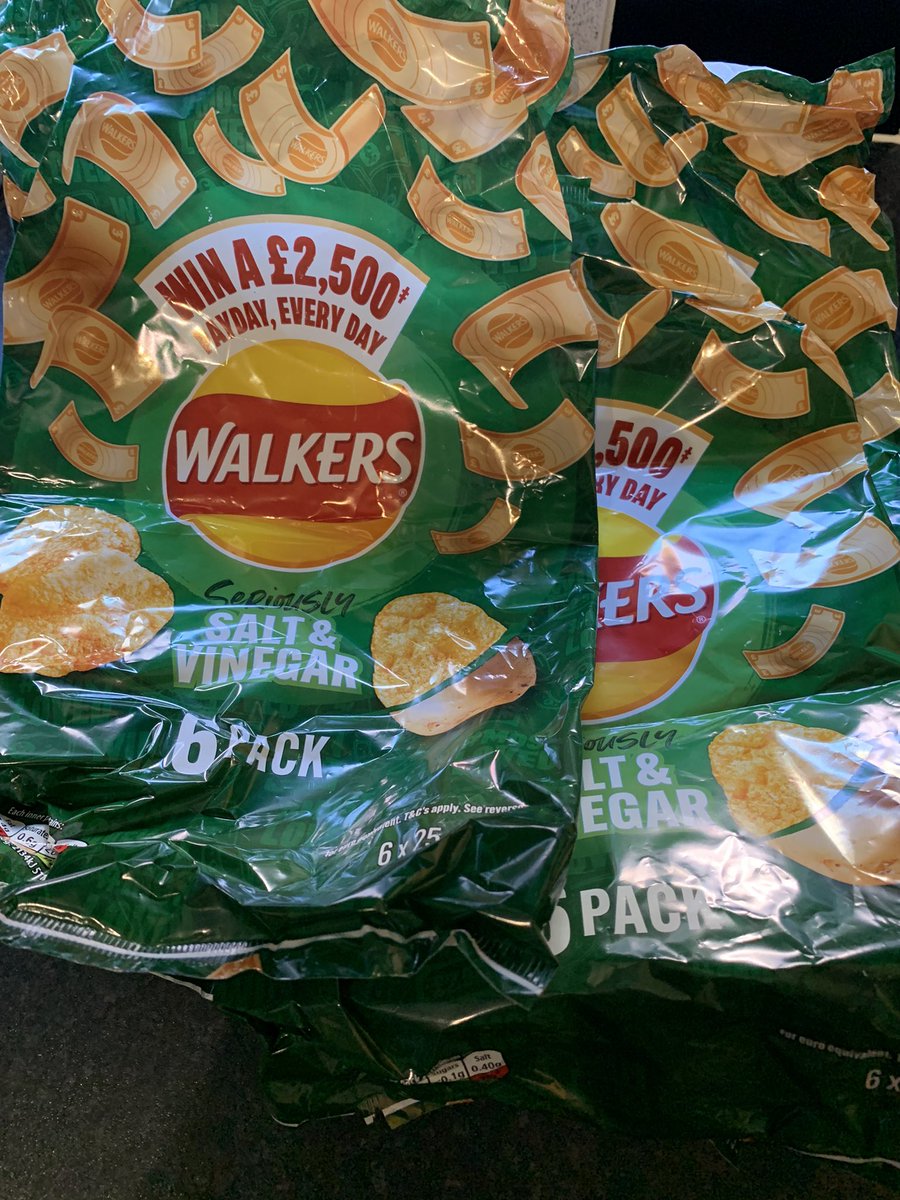 Emcou29's tweet photo. I have loads of codes and most don’t work! @walkers_crisps help 🙏🏼 https://t.co/6rwd8DYVyI