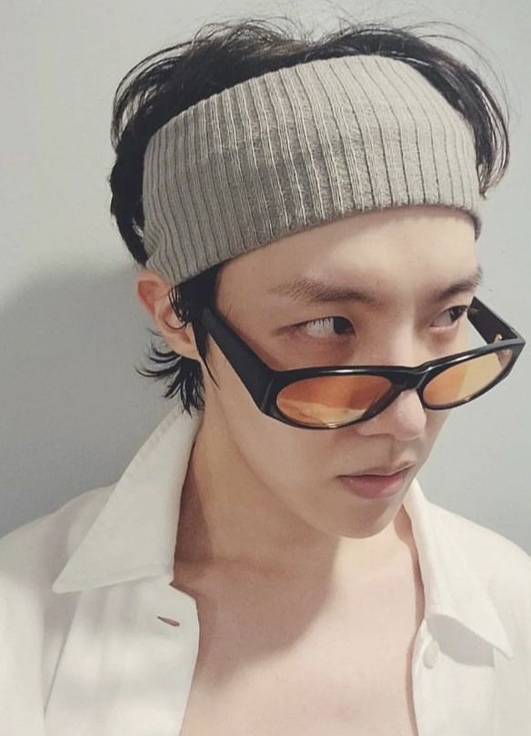 Mauve_he_art's tweet image. reference                                                  art