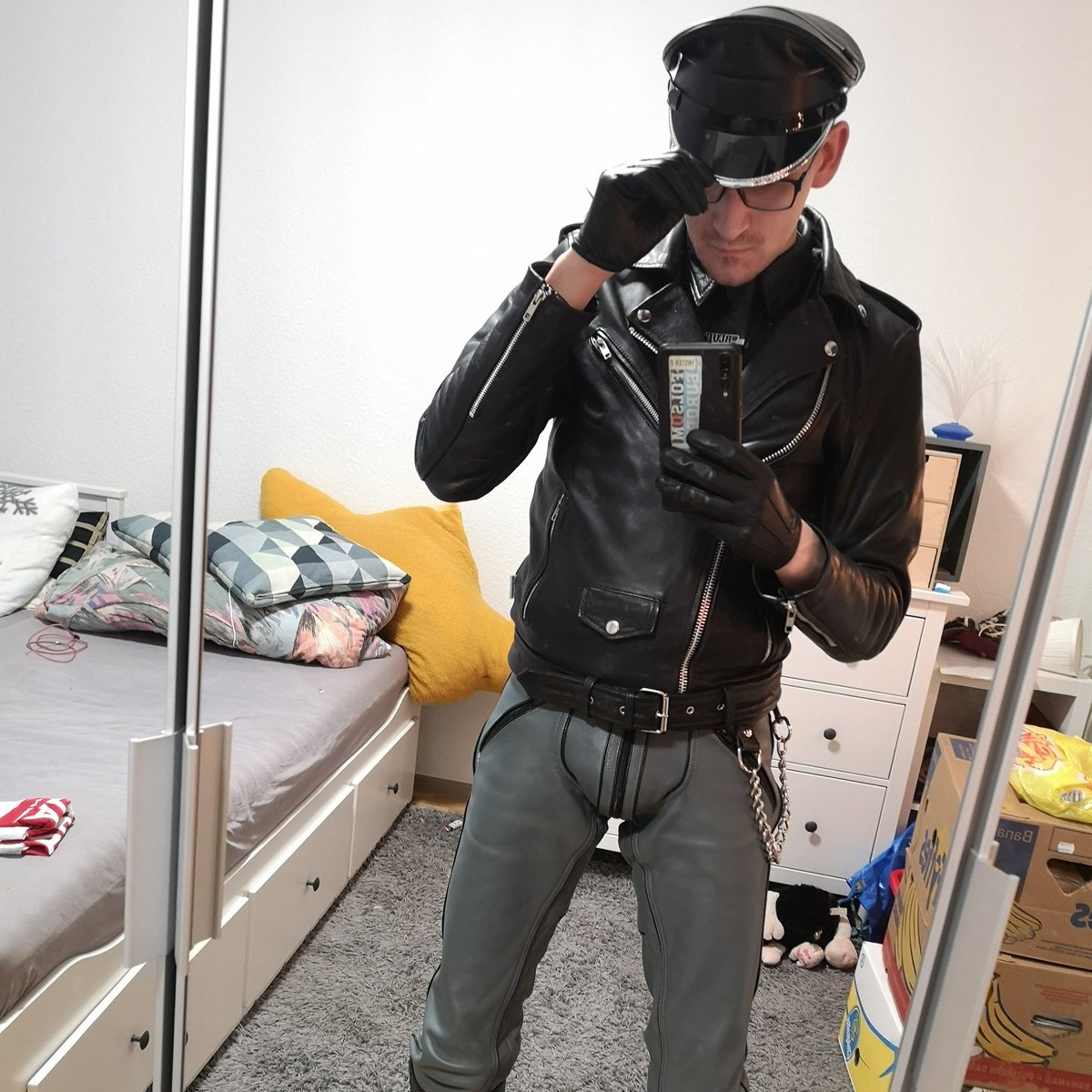 LthrGuyM_ tweet media