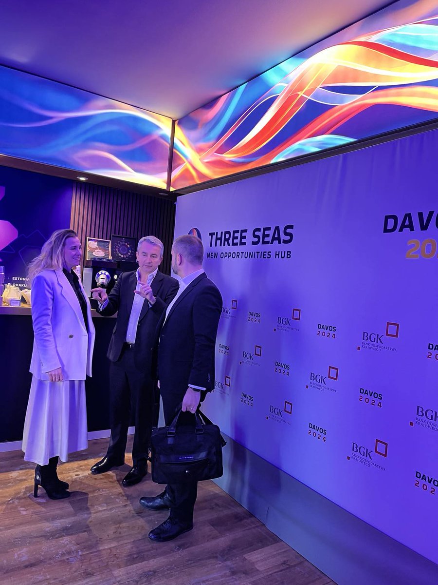 We are thrilled to announce our presence at Davos, where we are capturing the pulse of Europe's largest and dynamically evolving business services sector. This significant step marks our inaugural foray into this influential arena. 
#Davos2024 #ABSL