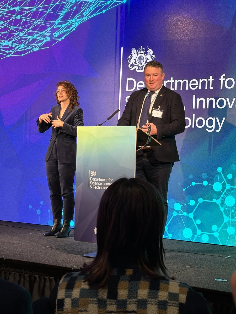 Good to get another one of these away early in the year.  <a href="/andrew_roughan/">Andrew Roughan</a> introducing <a href="/SciTechgovuk/">Department for Science, Innovation and Technology</a> #SofS for the 2024 vision and strategy. #tech #innovation #science #collaboration #UK