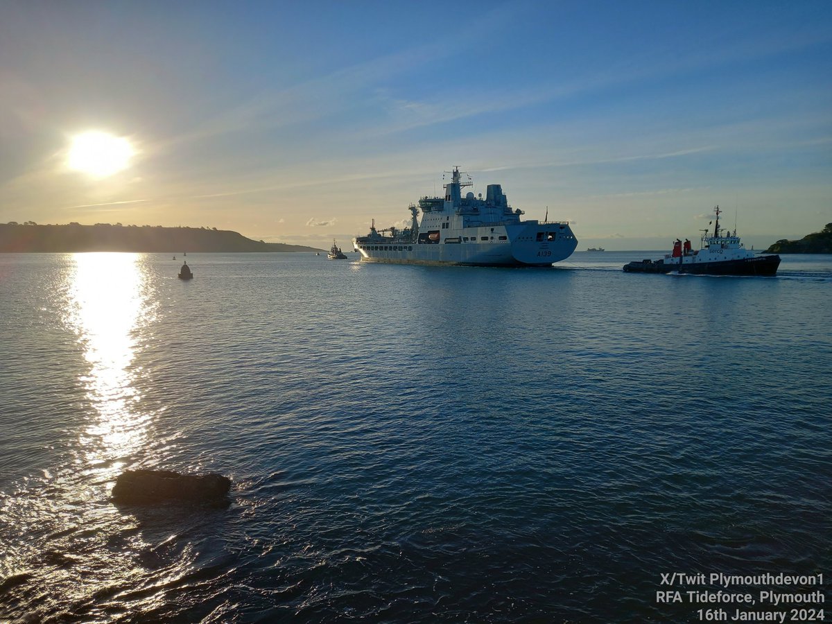 PlymouthDevon1's tweet photo. π¬π§ RFA Tideforce (A139) heading out from Devonport Plymouth this morning. #Plymouth #BritainsOceanCity #RFATideforce #RFA #Tideforce #Devonport #A139 @RFATideforce @RFAHeadquarters https://t.co/VtEPxgn57c