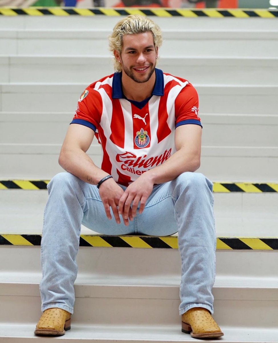 What if our best Kenny Powers played soccer?