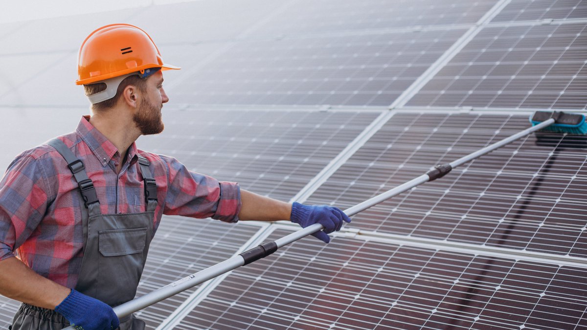 limpialotodo's tweet photo. 🌞 Aumenta la eficiencia de tus paneles solares con nuestros consejos expertos en limpieza. Descubre más en nuestro último post  https://t.co/a2Qk2ccydb #EnergíaSolar #LimpiezaProfesional  🌞 https://t.co/85hsky7Jgu
