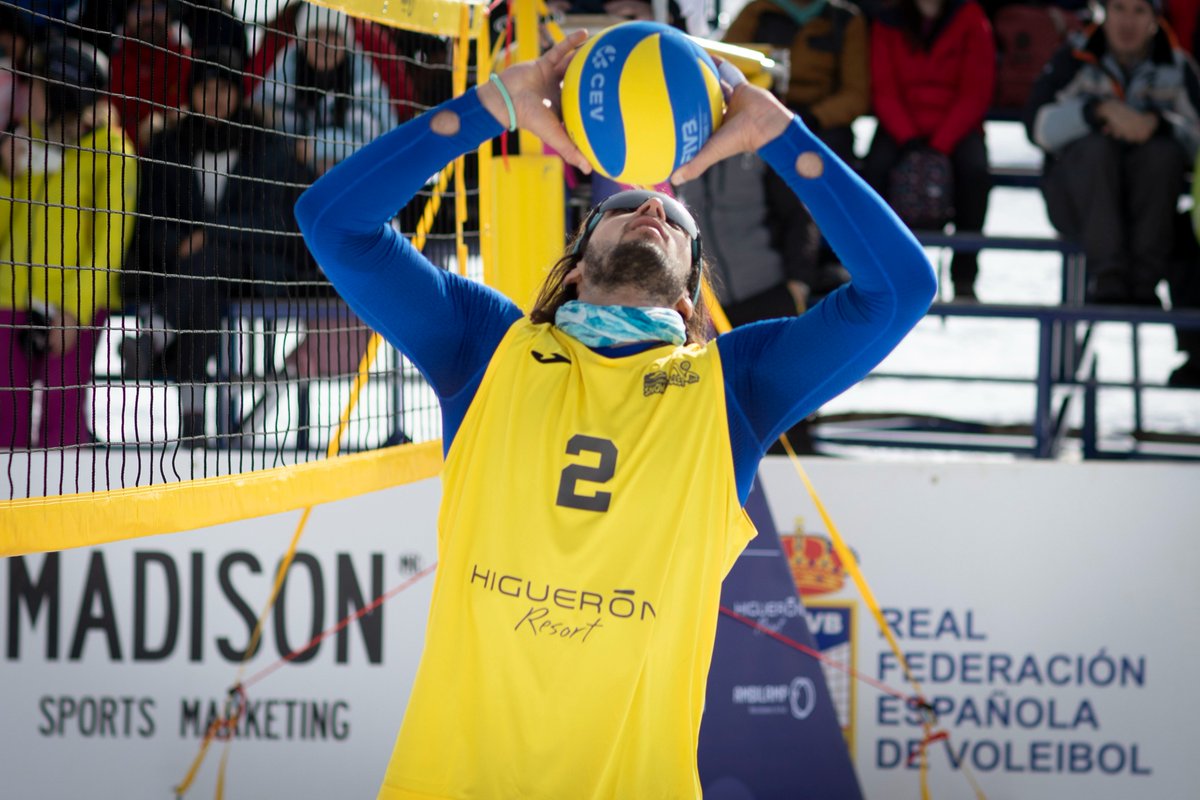 BeachVolleyMAD's tweet photo. Estos son solo algunos de los momentos que nos dejó el Sierra Nevada International Snow Volley Open 2024🏐❄️
Revive la experiencia y visita la galería en nuestra web
⬇️
https://t.co/qJqjkGB10g https://t.co/J18Ab6mqzY