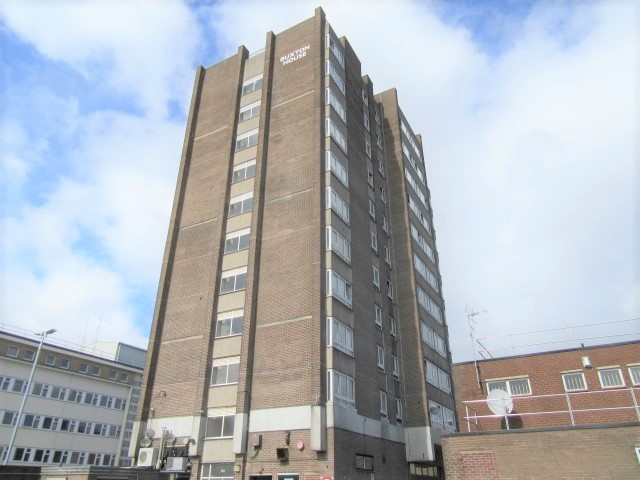 HNKirklees's tweet photo. We're moving forward on the plans to remodel Buxton House, a full planning application has been submitted this month. Tenants will be able to view and comment on it with council staff over the next few weeks.
 
Read more on the progress we're making 👉 https://t.co/VseVA6HsjY https://t.co/5cs5lumxkm