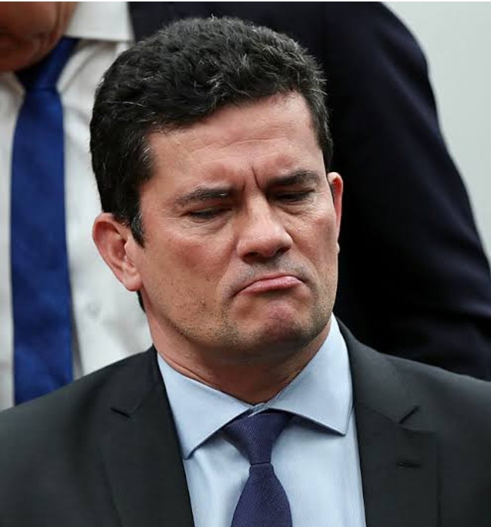 jojopancada's tweet photo. Quando anunciarem a prisão de Sérgio Moro vcs vão comemorar com espumante, vinho ou na cervejinha?

É pro meu TCC. https://t.co/z1GRQVWcnb