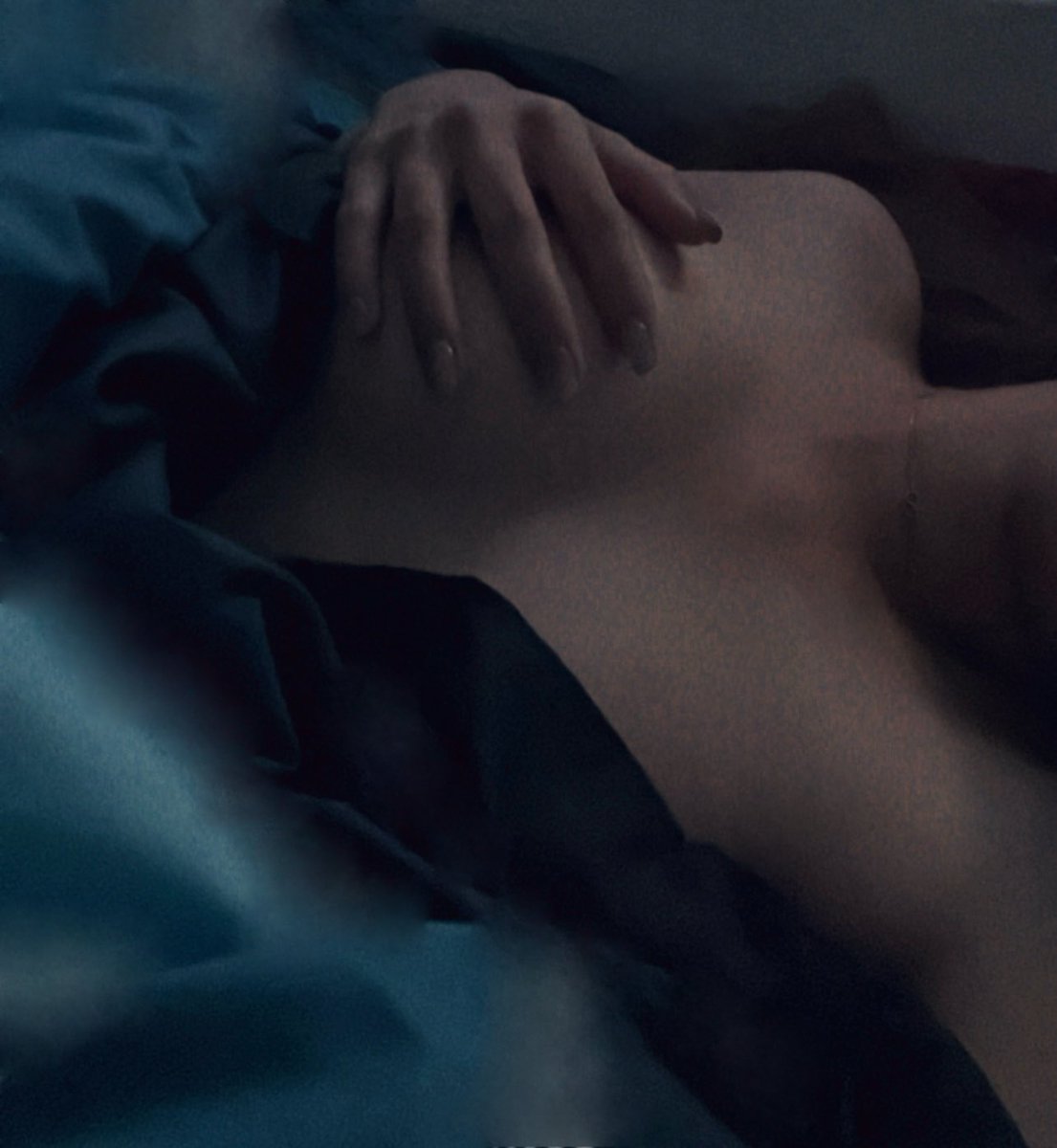 คืนนี้ไปหาได้มั้ยย…ทำงานเหนื่อย 
อยากอ้อน…อ้อน… #คู่แท้ไม่แลก