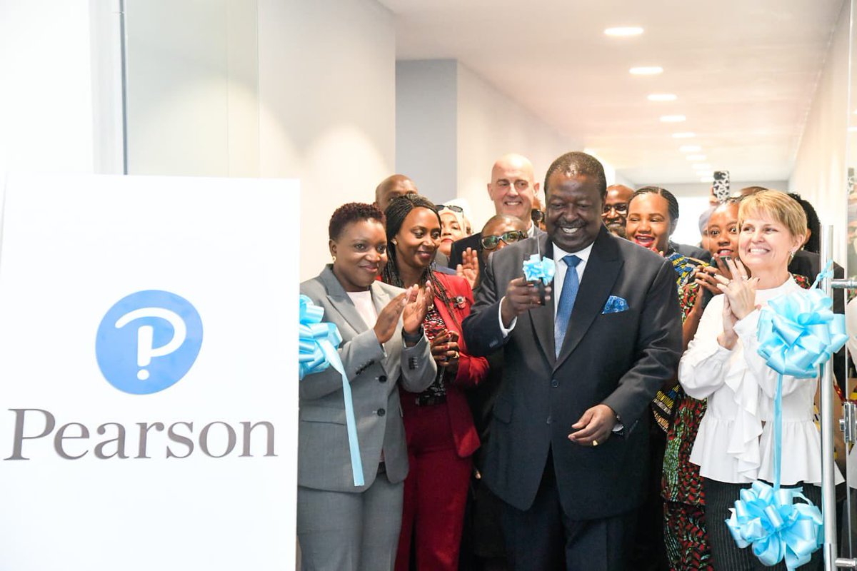 MOH_Kenya's tweet photo. 𝐄𝐦𝐩𝐨𝐰𝐞𝐫𝐢𝐧𝐠 𝐊𝐞𝐧𝐲𝐚𝐧 𝐍𝐮𝐫𝐬𝐞𝐬: 𝐊𝐞𝐧𝐲𝐚'𝐬 𝐋𝐚𝐮𝐧𝐜𝐡 𝐨𝐟 𝐍𝐂𝐋𝐄𝐗-𝐑𝐍 𝐓𝐞𝐬𝐭 𝐂𝐞𝐧𝐭𝐫𝐞

Today, Prime Cabinet Secretary @MusaliaMudavadi, joined by Health Cabinet Secretary Nakhumicha S. Wafula and Principal Secretary for Public Health and Professional Standards Mary Muthoni Muriuki, inaugurated Nairobi's NCLEX-RN Test Centre. 

A game-changer for our nurses, this fully-equipped center significantly slashes exam costs by 50%. The establishment of the NCLEX Centre in Nairobi foresees transformative benefits, eliminating the need for nurses to travel to India or South Africa. 

This initiative grants Kenyan nurses direct access to lucrative opportunities in the U.S., Canada, and Australia, contributing not only to individual career growth but also to national economic development. 

The Ministry of Health is actively collaborating with line ministries and various partners to create additional job opportunities for nurses, aligning with the Bottom-Up Transformation Agenda.