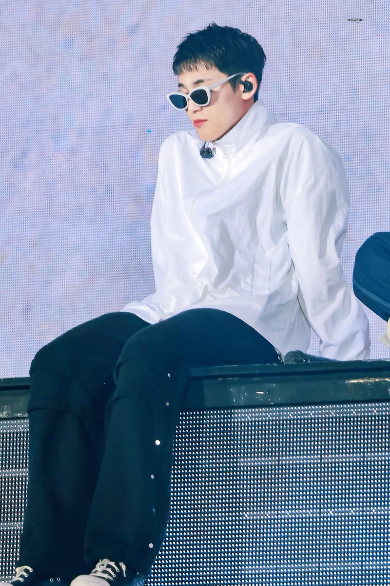 240114 FOLLOW TO BULACAN
👀
#민규  #ミンギュ #MINGYU 
#세븐틴   #SEVENTEEN