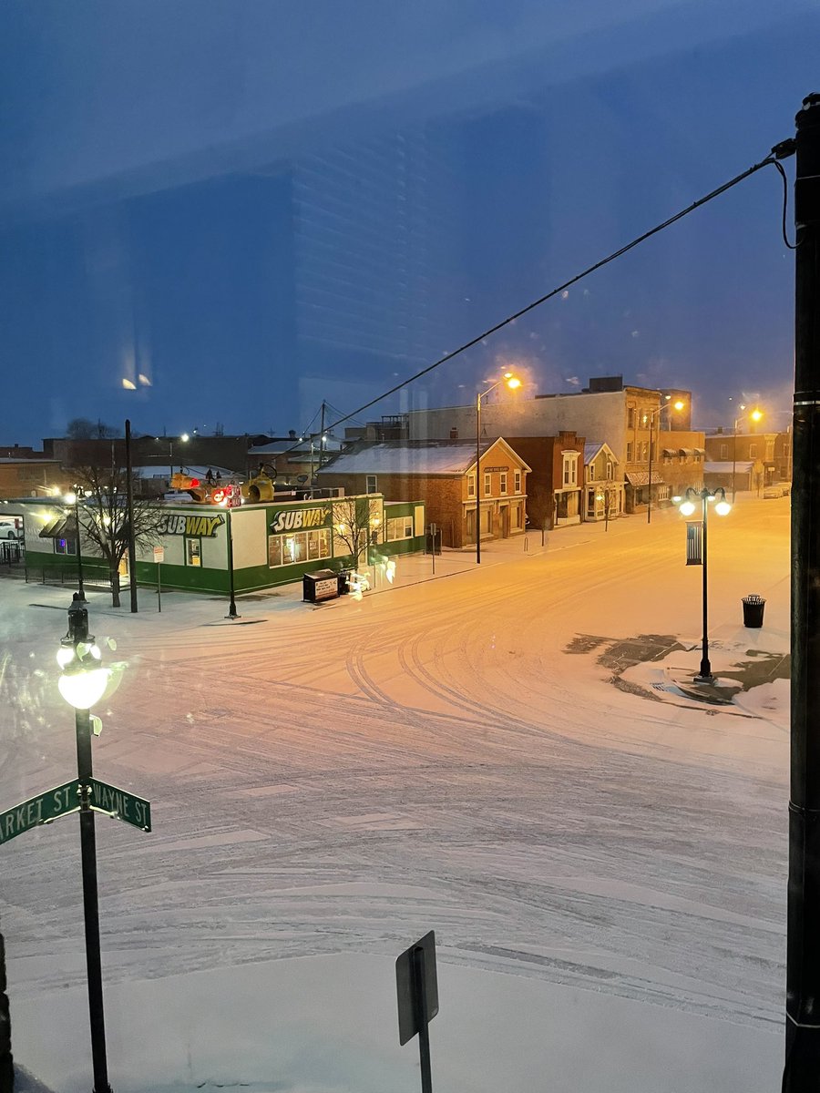 rhondajsp's tweet photo. Not a ton of snow , but it’s frigid out there !! And it’s officially a snow day !! Nothing better -even when you’re a 52 year old !! 
#snowday
#itscoldout https://t.co/r1OQ76UOVm
