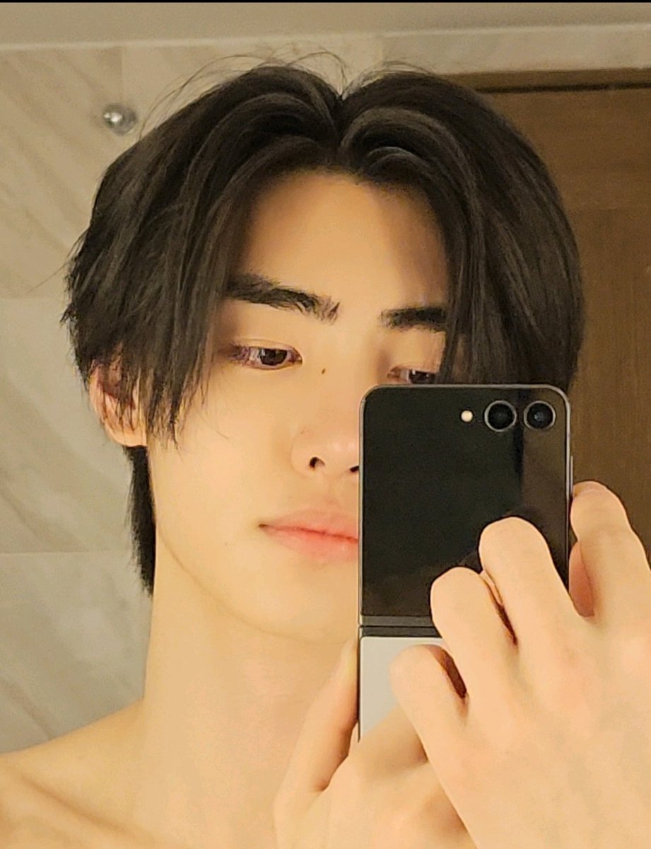 SEUNGHOUNE's tweet photo. Coughs.
Test test.
123

Umm hellaur, everyone? https://t.co/ANlccvwEH1