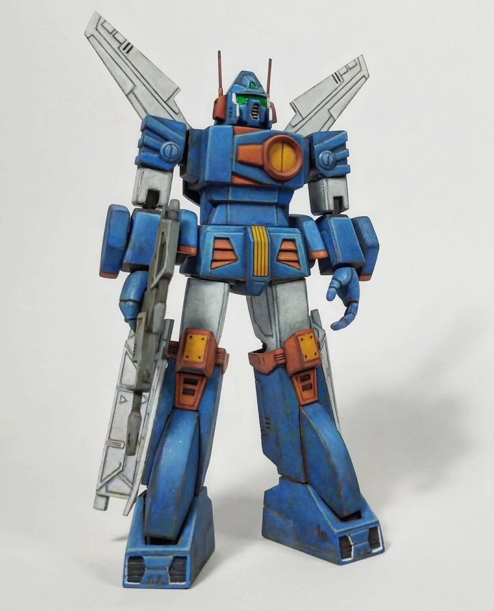 ナベロー tweet media