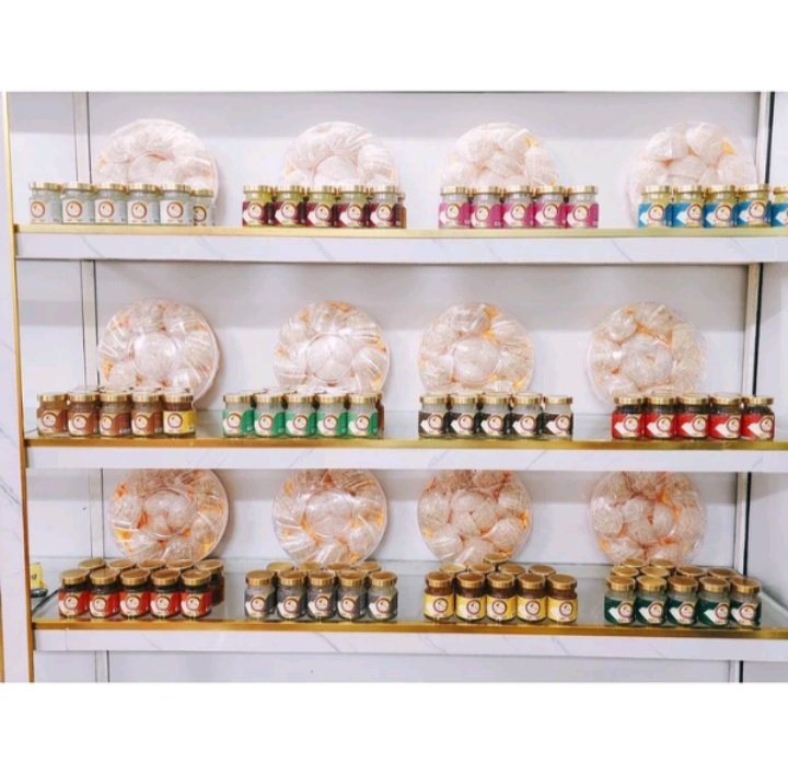 ShopsanphamYen's tweet photo. Xem ngay [ Thùng 50 Hũ ] Yến hũ Ngọc Yến vị b���t kì 100% từ tổ Yến Khánh Hòa được chưng sẵn - 20% Yến Tươi/Hũ 70ml với giá ₫2.050.000. Mua ngay !!!  https://t.co/xpqXqlZNni
#vietnam #xuhuong https://t.co/PkZc606tim