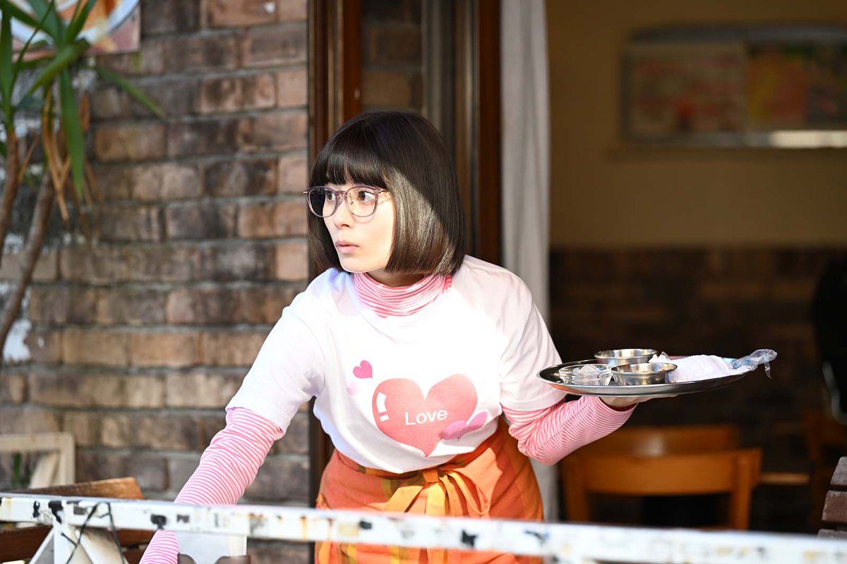 【場面写真📸】「リビングの松永さん」第2話🐈

美己（#髙橋ひかる）、松永（#中島健人）のデザインに意見❔

美己専用ルールに健太郎（#向井康二）らブーイング…🤔

🔻あらすじ＆場面写真はこちら
mdpr.jp/photo/detail/1…

#リビ松 #SexyZone #セクゾ #SnowMan <a href="/matsunagasan8/">『リビングの松永さん』🏠公式</a>