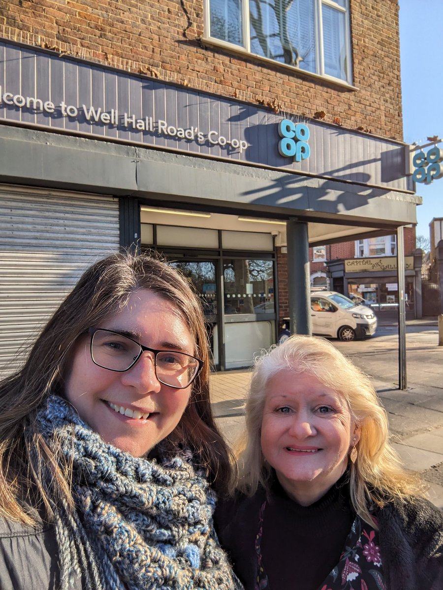 It was great to meet with London @coopuk National Members Council representative Kathryn Smith this morning and talk all things Co-op and our members. #CoopNMC