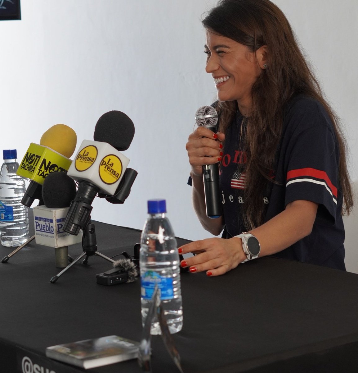 joelcasanova's tweet photo. La atleta venezolana Lilibeth Chacón compartió con los medios tachirenses en la sede de Ulloa en San Cristóbal. El ciclismo femenino venezolano en su máxima exposición competitiva en la actualidad 
📸 @estasconectado https://t.co/DRiZEscKj0