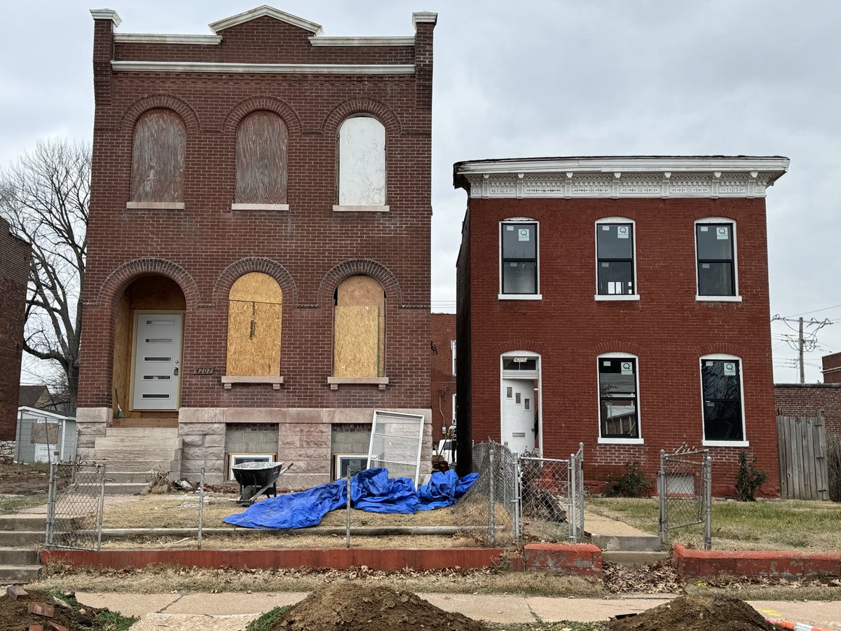 WUMCRC's tweet image. Work continues on these rehabs on the 4200 block of Norfolk in #FPSE.