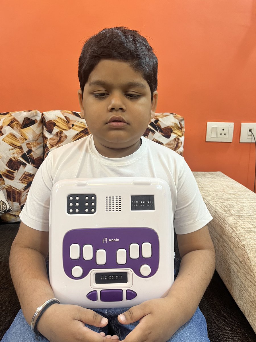 PrathameshSinh4's tweet photo. It’s World Braille Day .Happy Birthday Louis Braille https://t.co/WtLtVIp9Tz