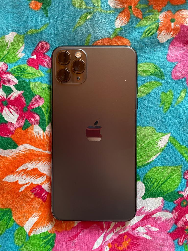 NorahSuarez's tweet photo. Vendo Phone 11 Promax de 256 GB en perfecto estado!
Informa Gustavo al WhatsApp 
04120126990. https://t.co/MBFDyGD1Bv