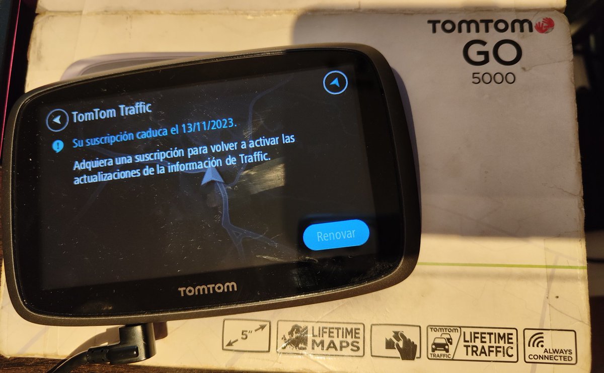 iliedua's tweet photo. @TomTom why my Go 5000 doesn't have Traffic services anymore? It should have lifetime traffic just like what it says on the box. https://t.co/DfHAgE9nps