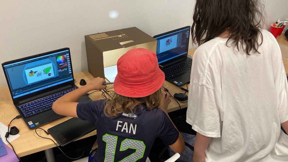 iCodeBellevue's tweet image. Midwinter and Spring camp schedules are now available on the iCode Bellevue website. Sign up for Animation, Minecraft, Robotics, and more to kickstart your student&apos;s coding journey.

#iCode #iCodeBellevue #Spring #Midwinter #AfterSchool #Bellevue #Redmond #Issaquah #Kirkland