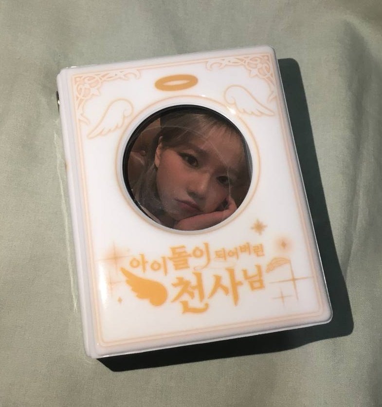 wtbyul's tweet photo. 📬 @banjjakuniverse

collbook arrived safely ! ang cuuute ng freebie stickers 🥹 i got so excited nilagyan ko na ng pcs hehe thank uuuu poo! <33

#Banjjak_Feedback https://t.co/Gokg4yEFUq