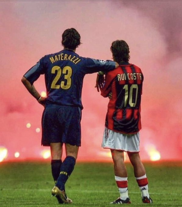 ArseneCoat_FC's tweet image. 🚨🚨Giving shout outs to anyone who RETWEETS this post! (1 hr limit)
Drop a "🐐" in the comments
Must follow me!