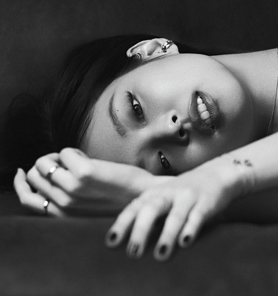 USA #JENNIE FANS! 🇺🇸🇵🇷

If you are not currently part of our USA Jennie Team, please reply down below to be added!

Only reply if you are located in the USA or Puerto Rico &amp; ONLY if you are willing to work hard for Jennie.

↓ ↓ ↓ ↓

#제니 #BLACKPINK 
<a href="/BLACKPINK/">BLACKPINKOFFICIAL</a> <a href="/oddatelier/">OA</a>