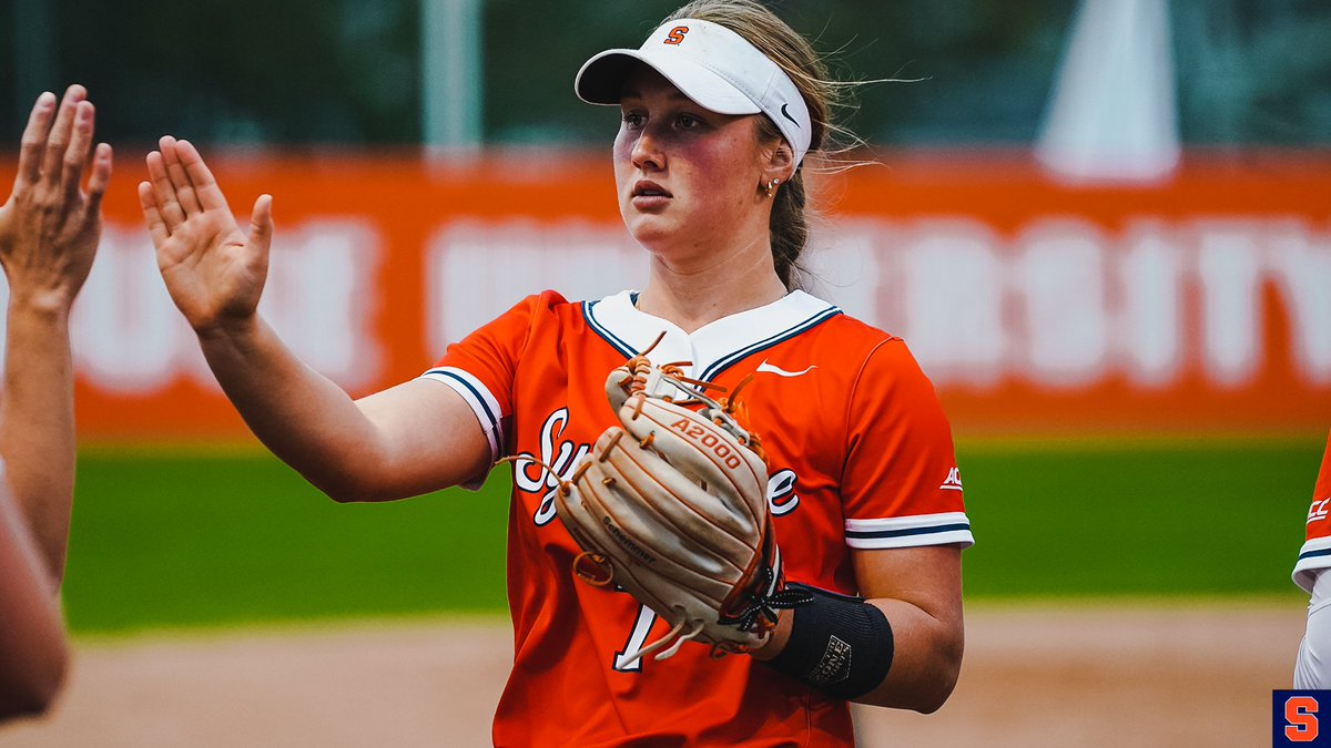 CuseSB's tweet photo. One more week! 🍊 https://t.co/AcFelMBKvU