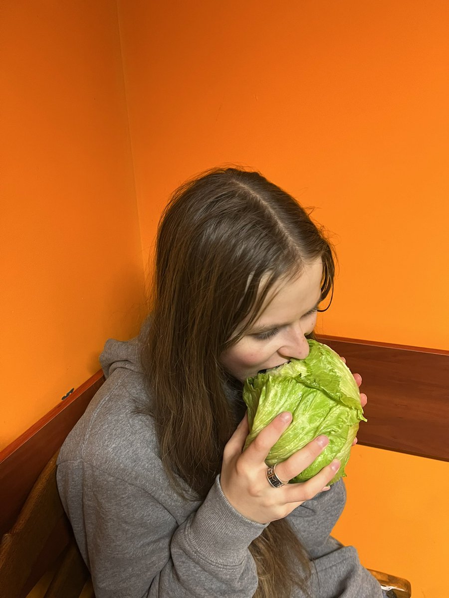 Jauns gads, jauns es! Jāēd veselīgi🥬