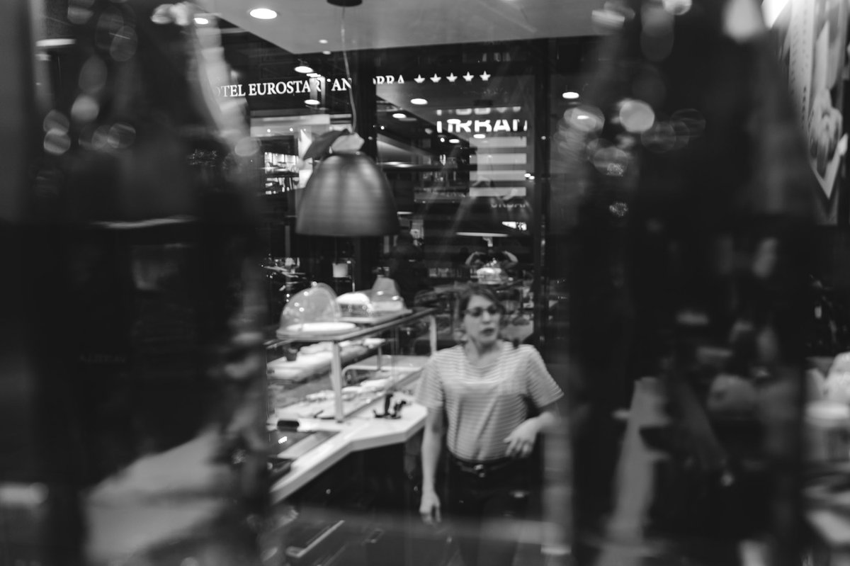 stevecorwood's tweet photo. We’ve started the year off with a ski break.

I’ve started to find my love for photography again. Finding creativity and looking at things differently.

There’s something awesome that I just get lost in it.

Here’s a few black and white shots from last night 

📍Andorra 

#Andorra #streetphoto #travelphotography #bnwphotography