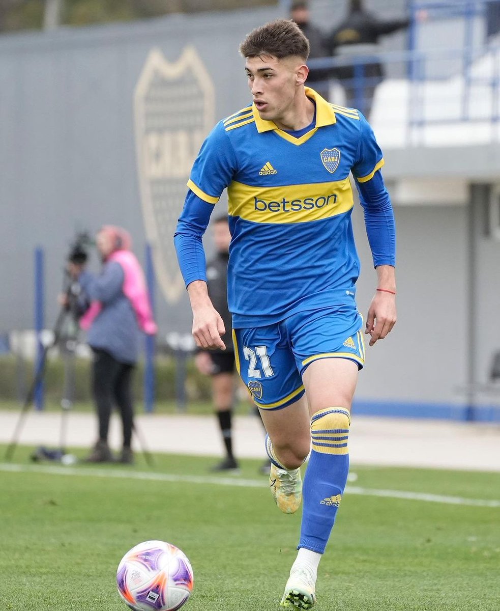 TiempoExtra_web's tweet photo. ✅ Lucas #Brochero, Federico Aguirre y Pedro #Velurtas son nuevos jugadores de Barracas Central

Llegan en condición de préstamo desde #Boca, por un año y sin opción de compra. https://t.co/WwF3jlCDw7