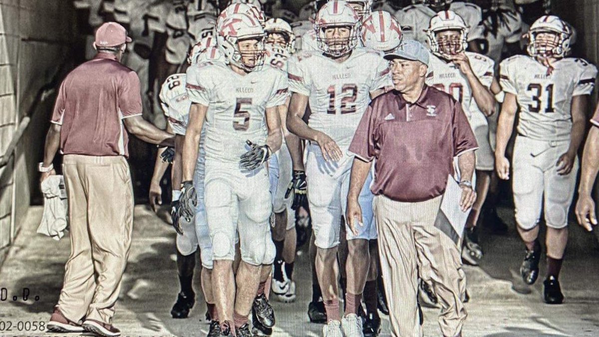 I14Sports/knctsports (@knct_sports) on Twitter photo Wearing my Killeen gear today in your honor Greg. God bless your family and friends. You will never be forgotten. But I’m gonna miss that smile. <a href="/GregoryRussel12/">Gregory Russell</a> <a href="/KHSRoosFootball/">Killeen Kangaroos FB</a> <a href="/KHSRoos/">Killeen High School</a> @AthleticsKISD <a href="/KDHsports/">KDH Pressbox</a> <a href="/KangaroosKhs/">KHS Kangaroos Booster Club</a> Wearing my Killeen gear today in your honor Greg. God bless your family and friends. You will never be forgotten. But I’m gonna miss that smile. <a href="/GregoryRussel12/">Gregory Russell</a> <a href="/KHSRoosFootball/">Killeen Kangaroos FB</a> <a href="/KHSRoos/">Killeen High School</a> @AthleticsKISD <a href="/KDHsports/">KDH Pressbox</a> <a href="/KangaroosKhs/">KHS Kangaroos Booster Club</a>