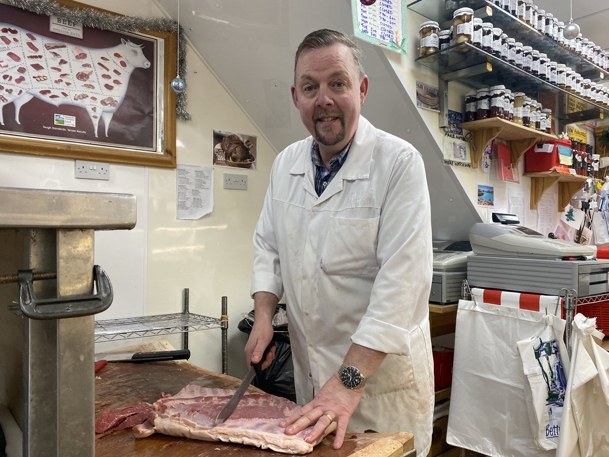 Bristol butcher Mike Dalton, who’s known for selling exotic meat such as crocodile, zebra and kangaroo, is hanging up his butcher’s knife after almost 50 years in the industry. It’s certainly a well-earned retirement 👏
bristolworld.com/news/well-know…