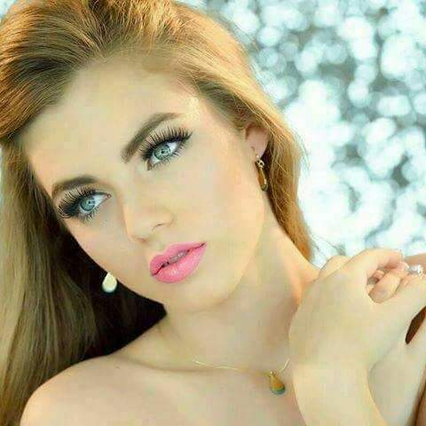 فهل في الحبِ من ذنبٍ
اذا أحببتُ يا ربي؟
فأنت َخلقتٓ هذا العشقٓ
يا رباهُ في قلبي
وأنت َصنعتَ هذا الحُسنٓ
يا رباهُ ما ذنبي؟