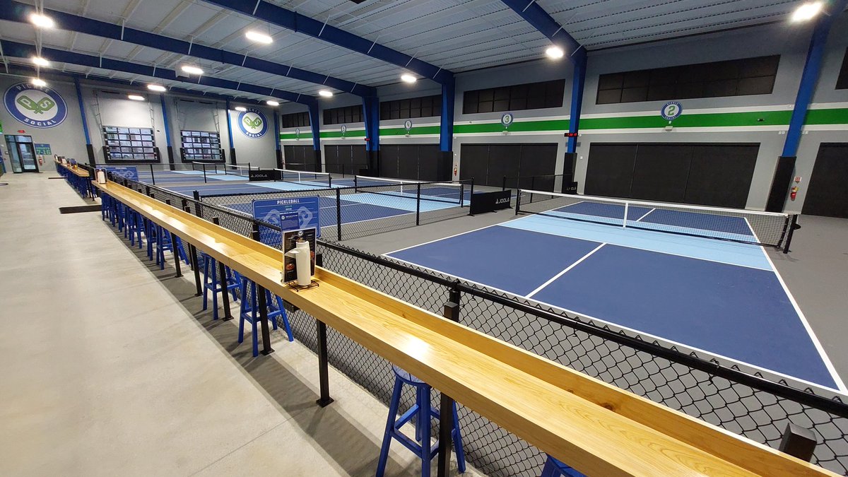 PaulFromFox5's tweet photo. PICKLE &amp; SOCIAL GWINETT is open now in Buford! 16 pickleball courts (6 indoor, 10 outdoor), restaurant &amp; bar, outdoor lawn, rooftop bar...in other words, pickle...and social. We're here all morning on @GoodDayAtlanta!! #fox5atl https://t.co/JDjxVl2AHE