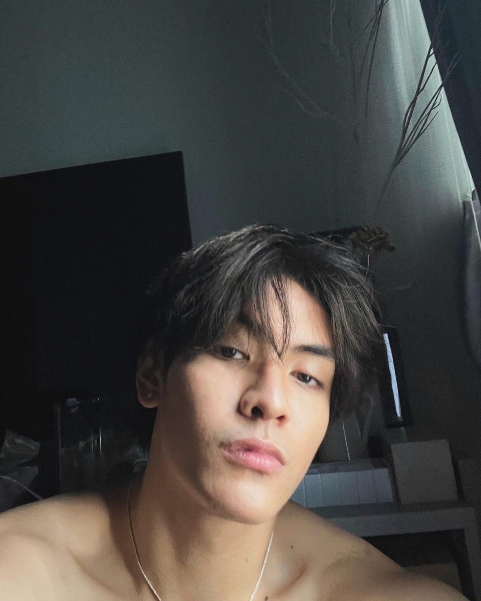 ChenRcj's tweet photo. ako na dito https://t.co/enPz9s8sVn