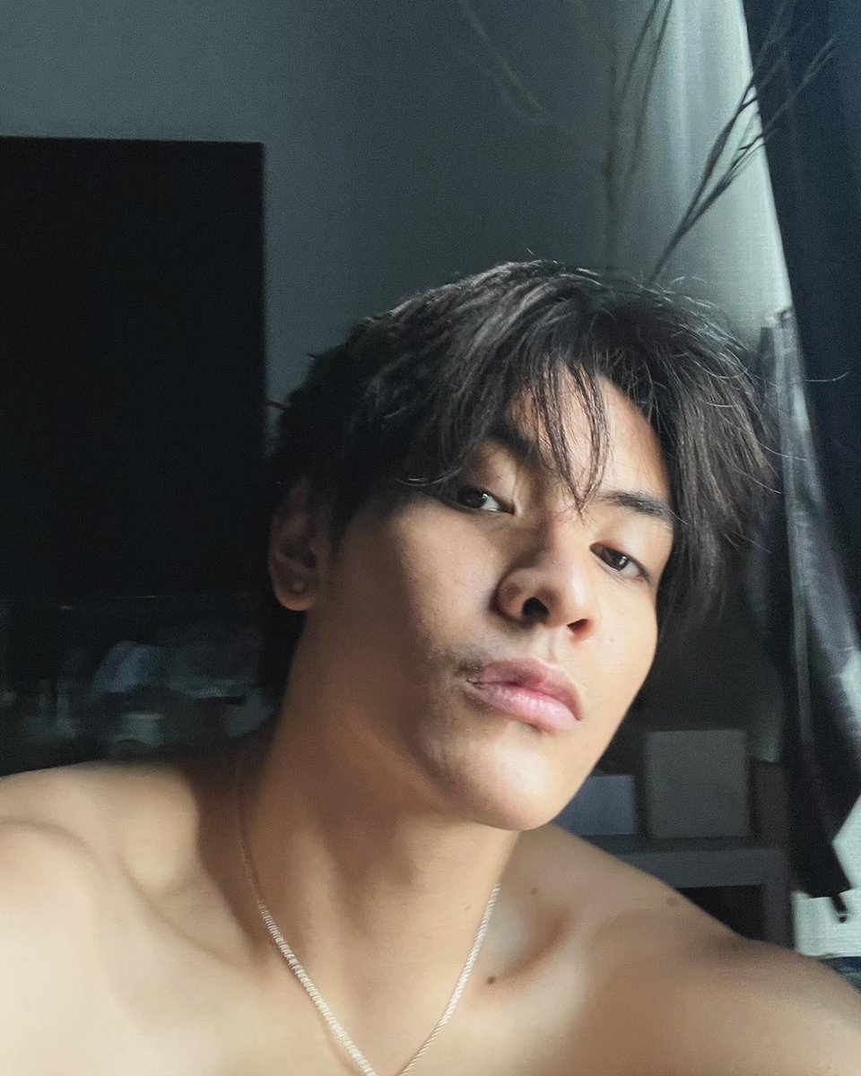 ChenRcj's tweet photo. ako na dito https://t.co/enPz9s8sVn
