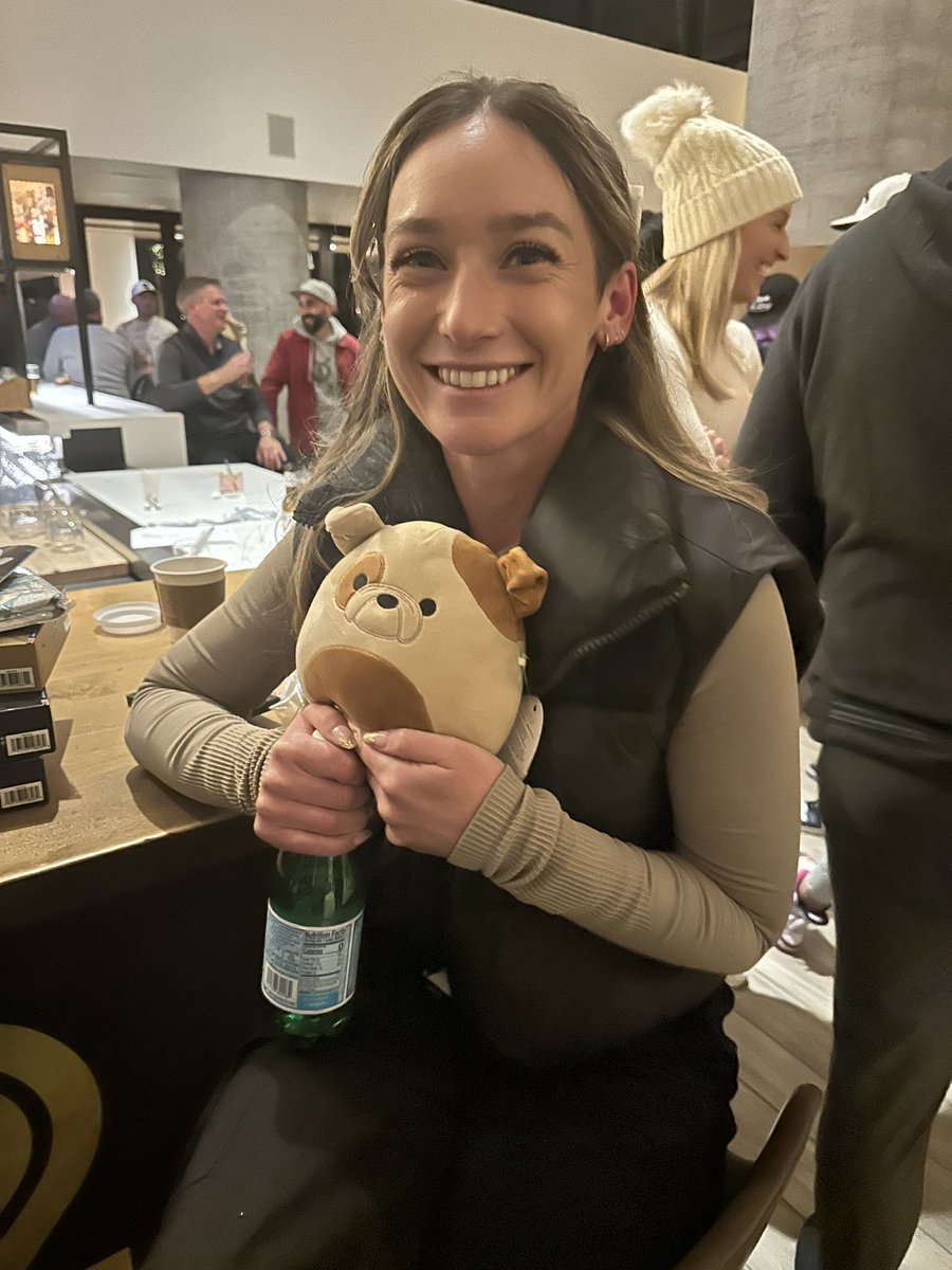 Monday Q Info tweet media