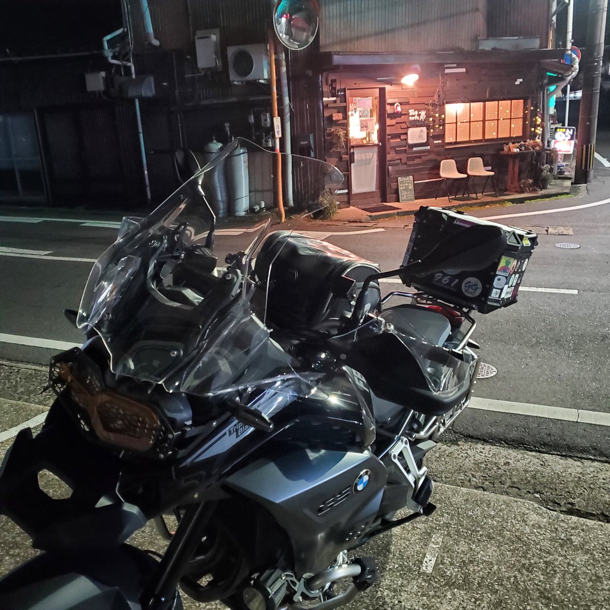 coffeerider2021's tweet photo. 走り足りなくて。
佐世保市大野町にある
「2co cafe」さんへ
18時~深夜2時まで開いてるお店!
おすすめです✨️
#長崎カフェ #佐世保カフェ
#2cocafe https://t.co/nnLmqioUKx