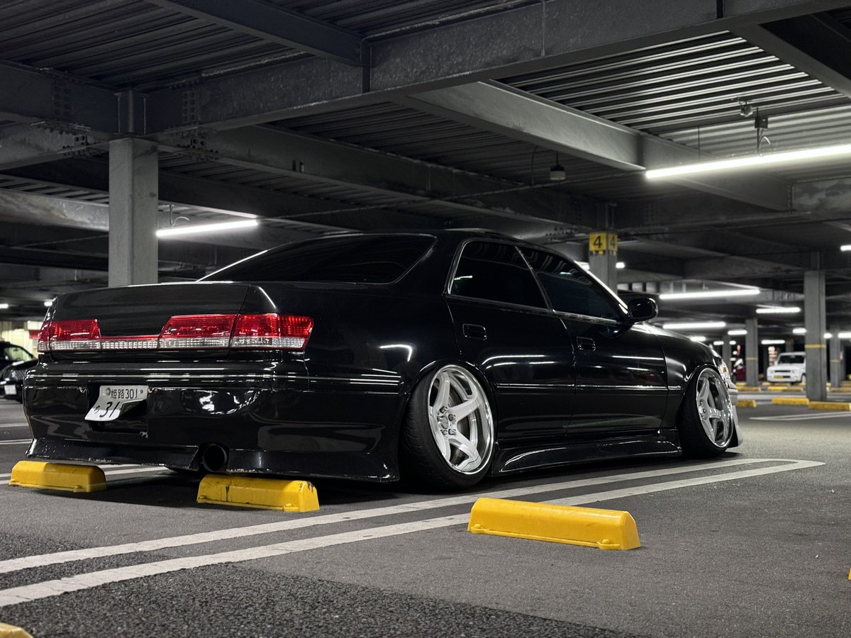 ImNaoki1's tweet photo. #マーク2売ります
#車売ります
#即ドリ
270万
20万キロ
ツアラーv 純正サンルーフ
デフロック
フロントアッパー社外、ショートナックル
知恵の輪
リアアッパー短縮、ロアアーム、トーコン
その他詳細はDMでお願いします。 https://t.co/AXLtUPk7Sn
