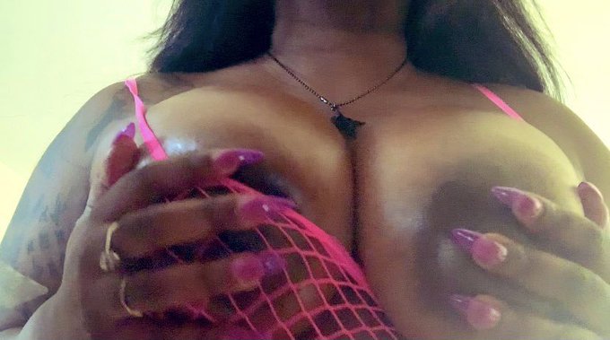 Free the nipple! https://t.co/ZkMT4N62t6