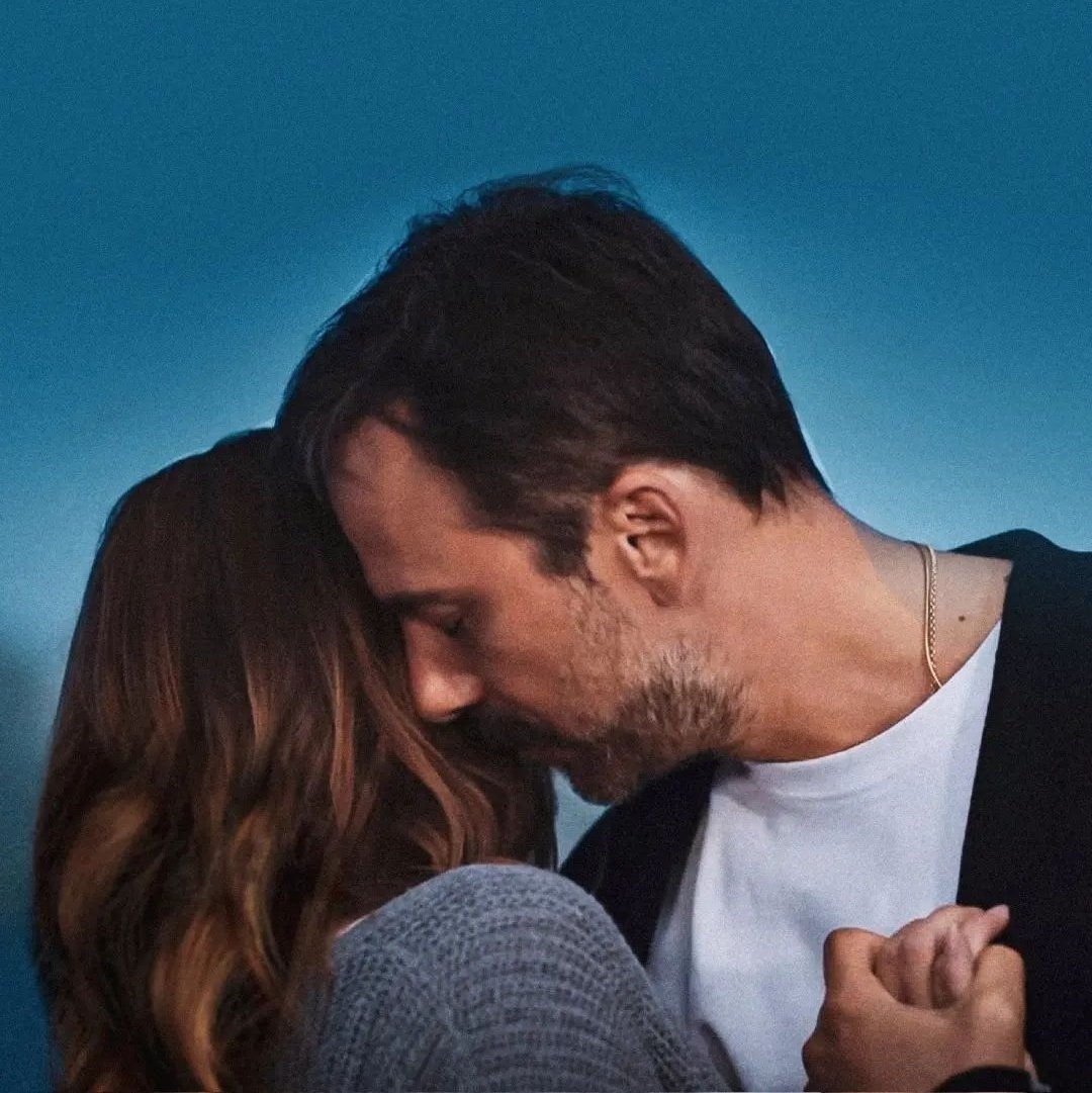 cvkirbeyli's tweet photo. @TelevizyonGaze #ömil #ozdef 🖤🖤 https://t.co/0QstodfPEC