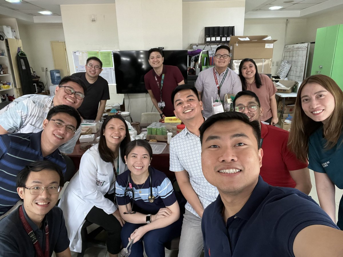 msocoMD's tweet image. What’s the default mood of @uppghnephrology Renal Fellows when referrals are nonstop?

PISSED 😒😂