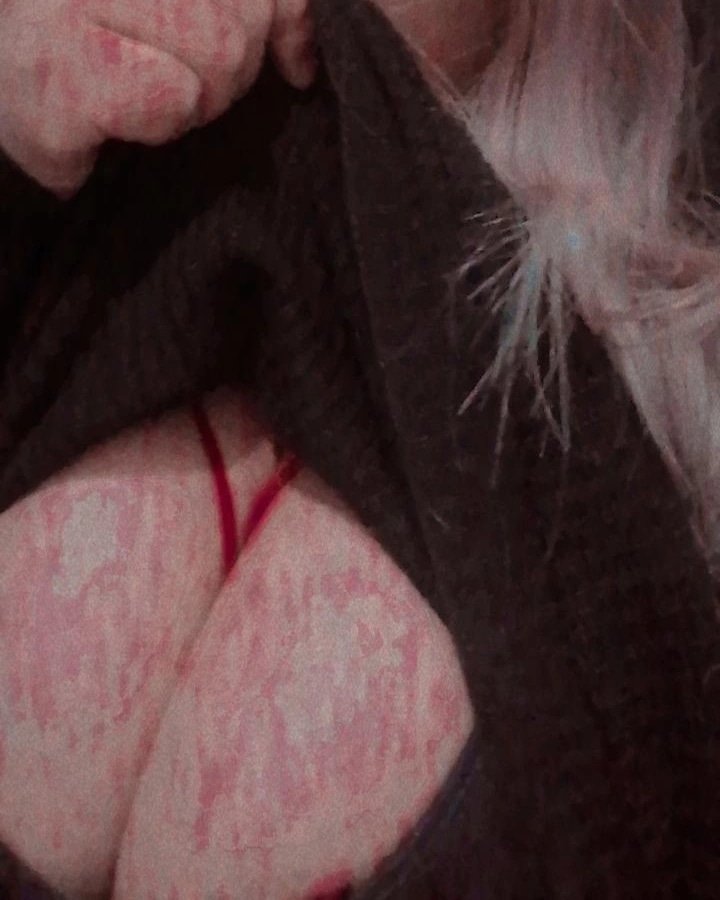 I'm bored:(

#curvy #chubby #kawaii #bigtits #boobs #oppai #big