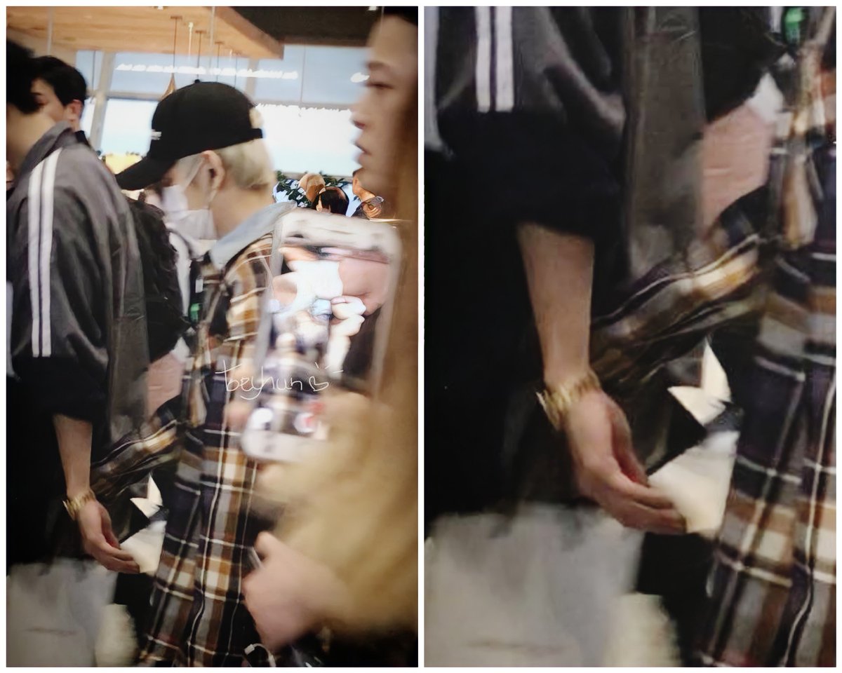chanbluesky's tweet photo. thread of chanbaek low-key / secretly / sneakily wanna hold hands

1. Let this footage speaks for itself https://t.co/sLuxH6OoTm