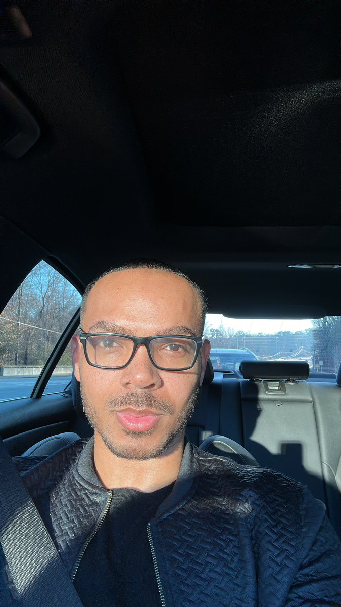 Bam___Bam__'s tweet photo. Mornin! First day back at work. https://t.co/Vrz5EAI0fH