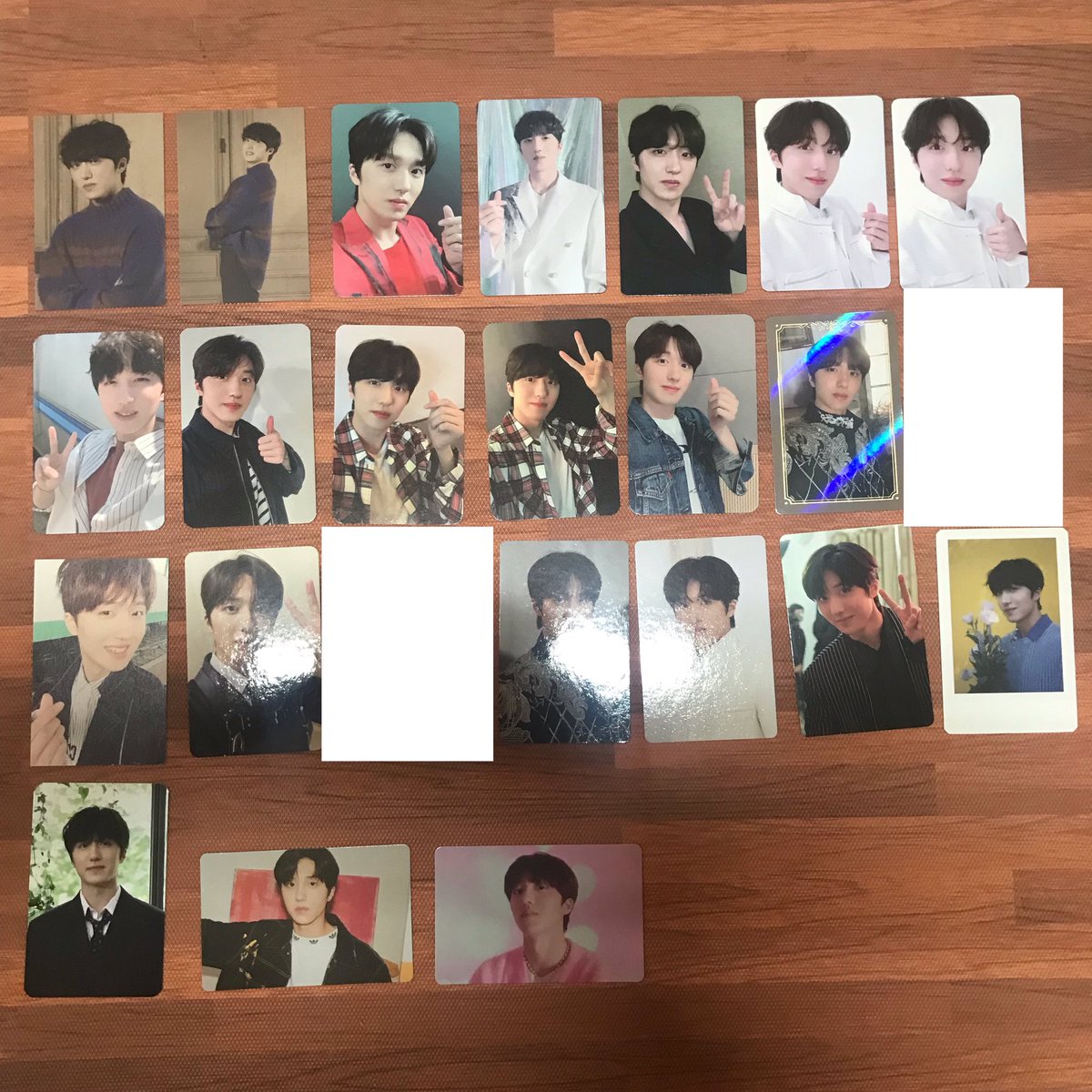 kiyu_26__'s tweet photo. SF9 포카 양도 합니다

각각 0.1
준 0.15 택 0.4

5장이상 거래 
1월 24일 배송

디엠주세요

영빈 인성 다원 로운 주호 태양 휘영 찬희 https://t.co/LJ3xmrNaXL